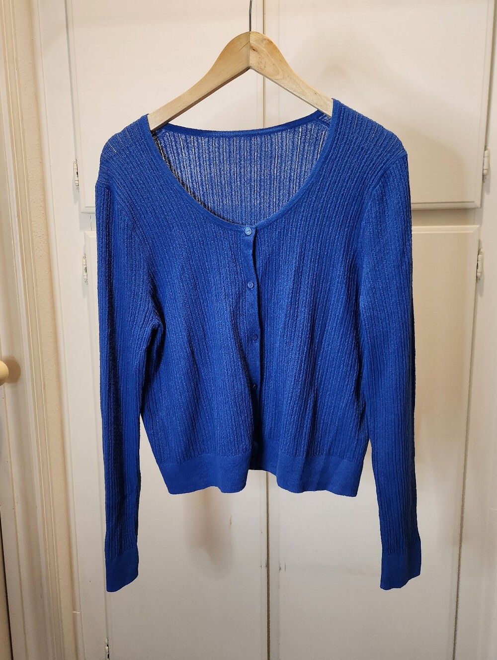 Uniqlo blue long sleeves cardigan